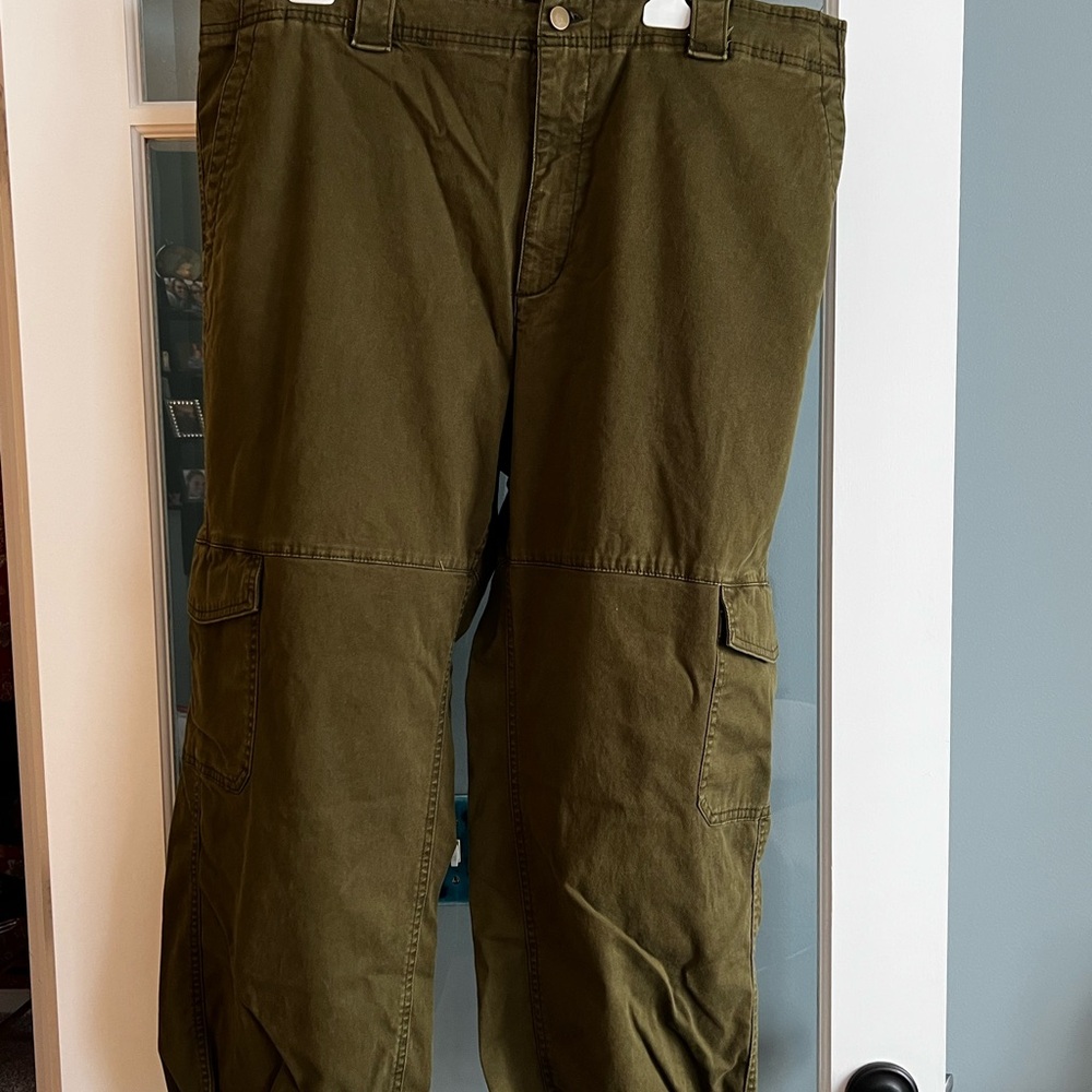 Women’s Balloon Leg Cargo Pants